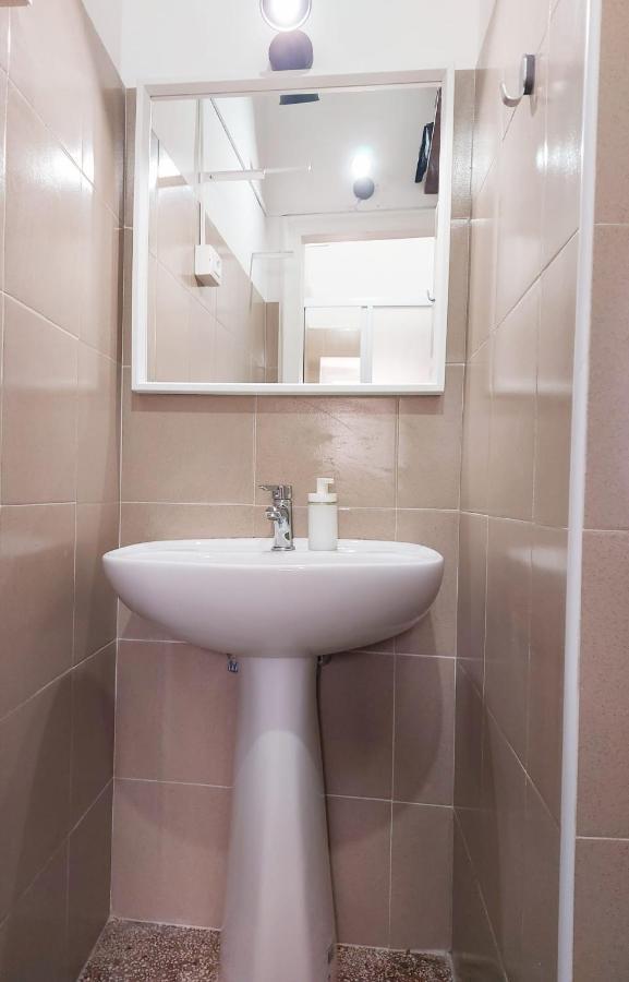 Genova Rooms Brignole B Bagian luar foto